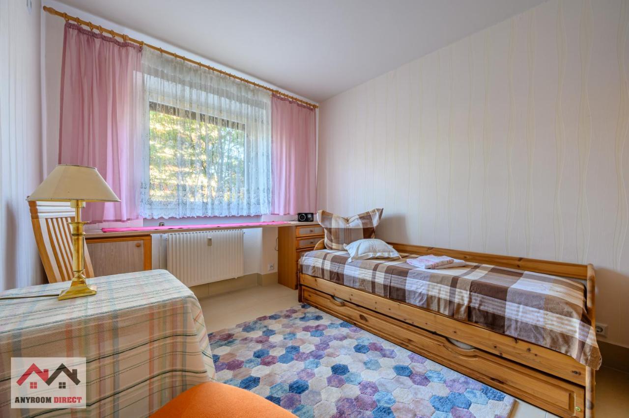Anyroomdirect Private Apartments Near Hannover Exhibition Room Agency Екстериор снимка