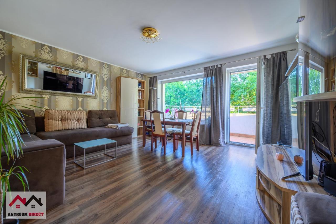 Anyroomdirect Private Apartments Near Hannover Exhibition Room Agency Екстериор снимка