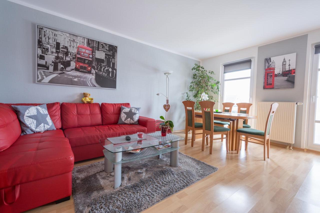 Anyroomdirect Private Apartments Near Hannover Exhibition Room Agency Екстериор снимка
