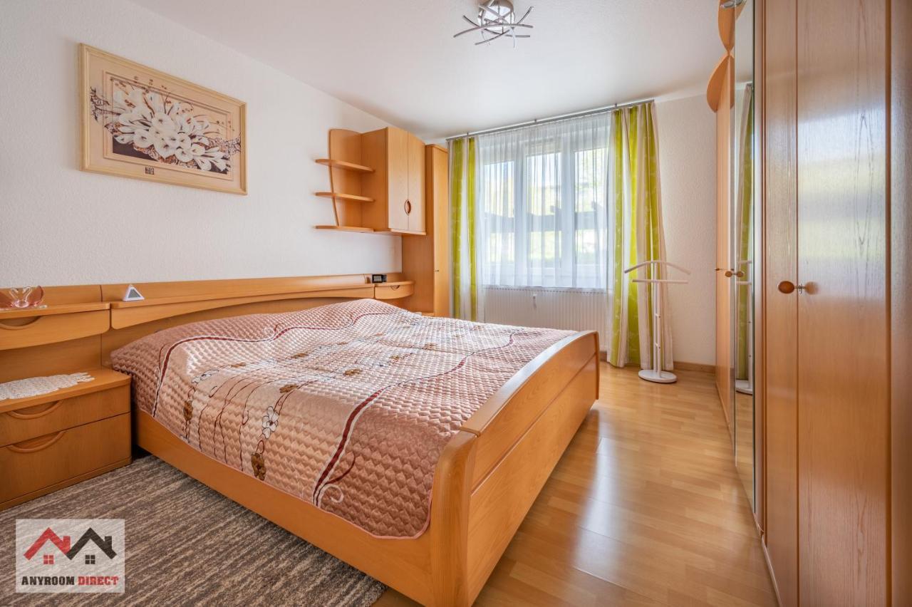 Anyroomdirect Private Apartments Near Hannover Exhibition Room Agency Екстериор снимка