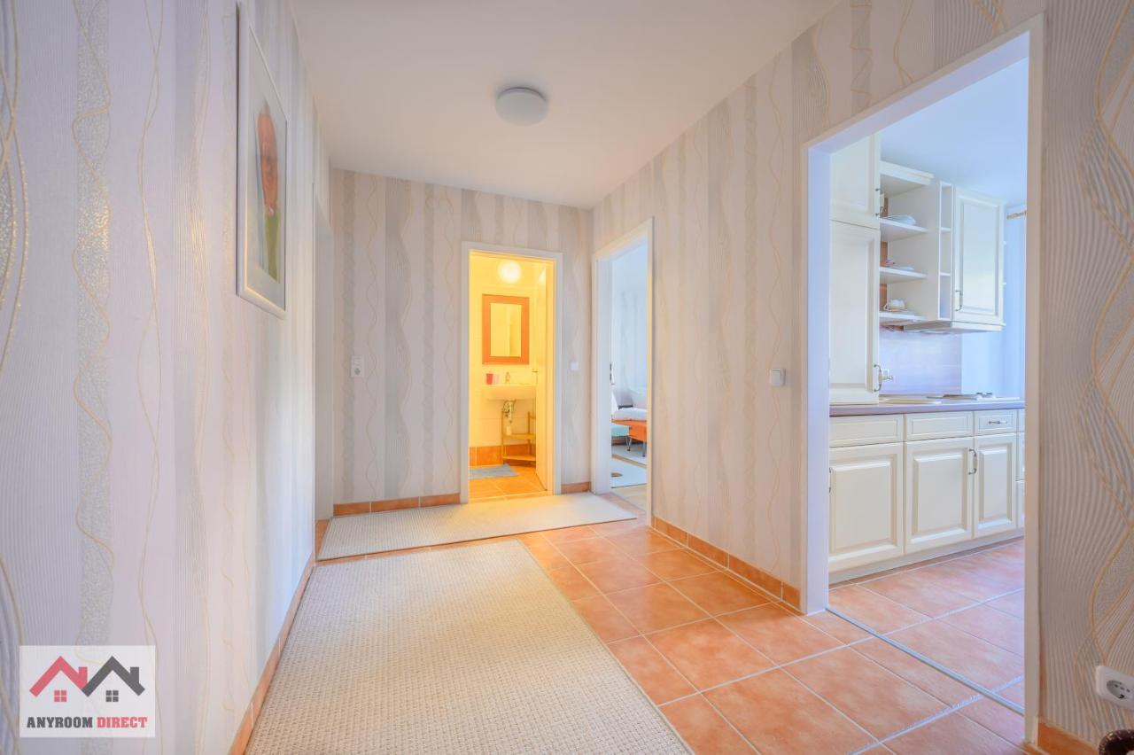 Anyroomdirect Private Apartments Near Hannover Exhibition Room Agency Екстериор снимка