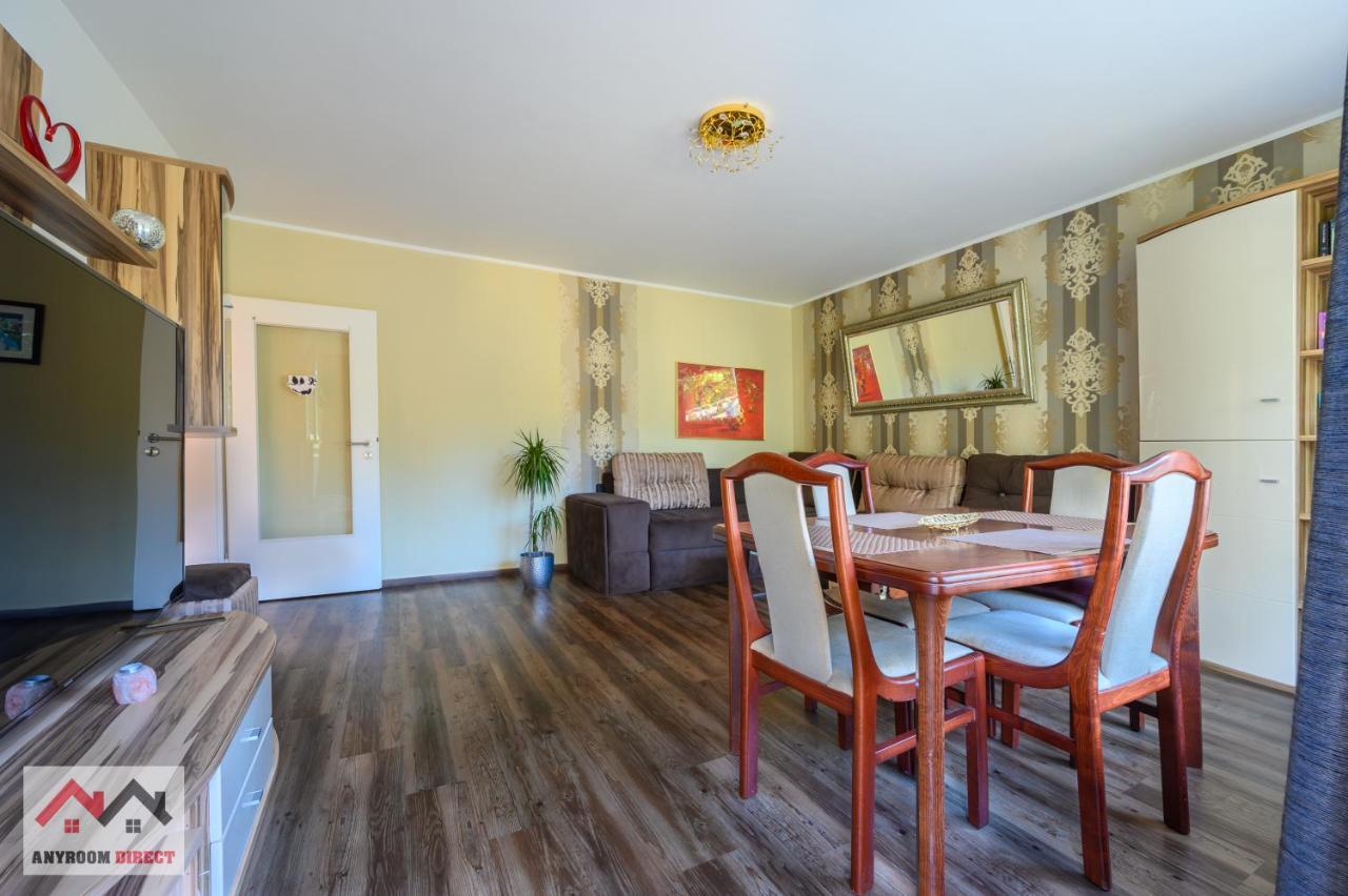 Anyroomdirect Private Apartments Near Hannover Exhibition Room Agency Екстериор снимка